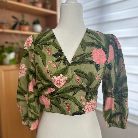 Agua Bendita Tops - Aguabendita - Floral Wrap Blouse - Cropped- Summer Look -NWT - Size M